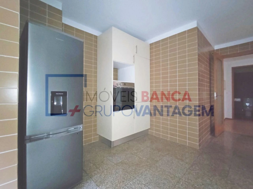 Apartamento T3 para Venda em Moreira Foto 11