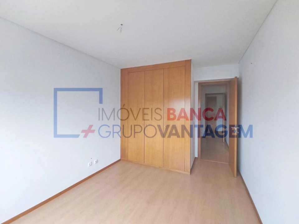 Apartamento T3 para Venda em Moreira Foto 13