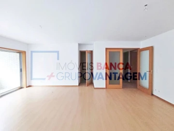 Apartamento T3 para Venda em Moreira
