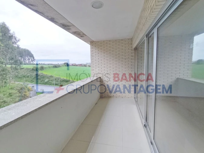 Apartamento T3 para Venda em Moreira Foto 6