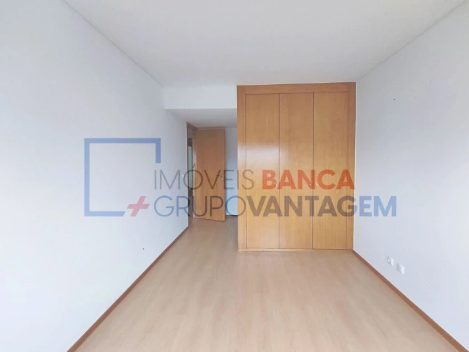 Apartamento T3 para Venda em Moreira Foto 15