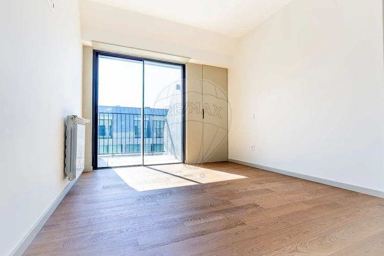 Apartamento T3 para Venda em Espinho Foto 14