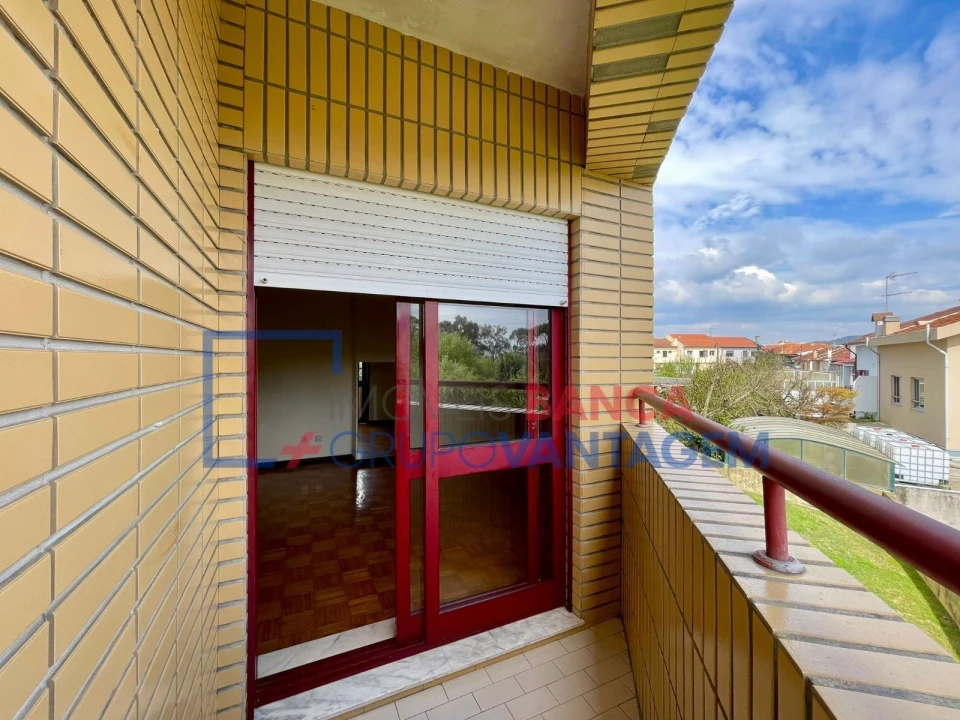 Apartamento T1 para Venda em Rio Tinto Foto 19