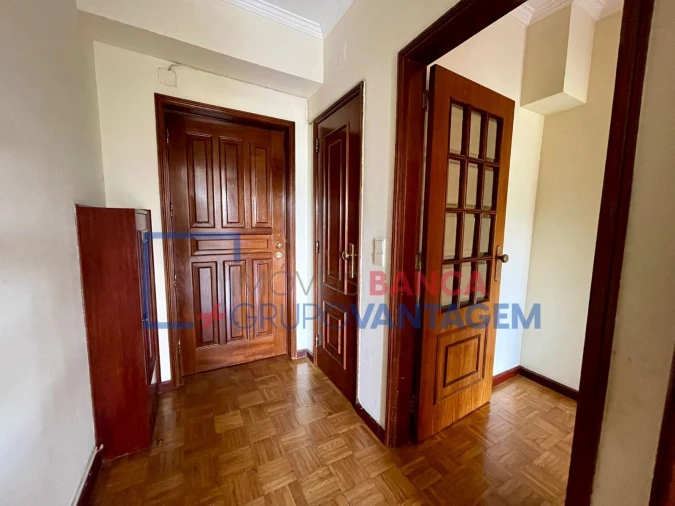 Apartamento T1 para Venda em Rio Tinto Foto 6