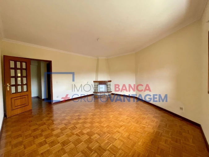 Apartamento T1 para Venda em Rio Tinto Foto 10