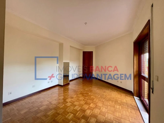 Apartamento T1 para Venda em Rio Tinto Foto 15