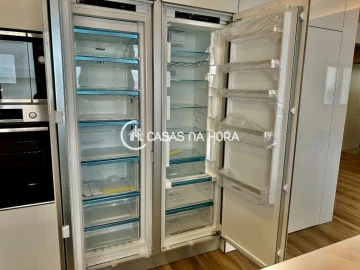 Apartamento T4 para Venda em Almada, Cova da Piedade, Pragal e Cacilhas