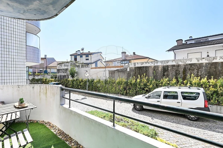 Apartamento T2 para Venda em Rio Tinto Foto 4