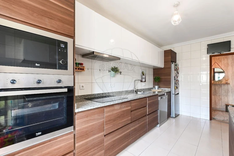 Apartamento T2 para Venda em Rio Tinto Foto 9