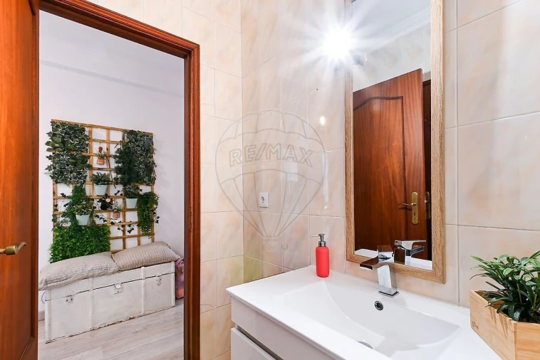 Apartamento T2 para Venda em Rio Tinto Foto 13