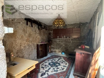 Moradia T1 para Venda em Vale de Prazeres e Mata da Rainha