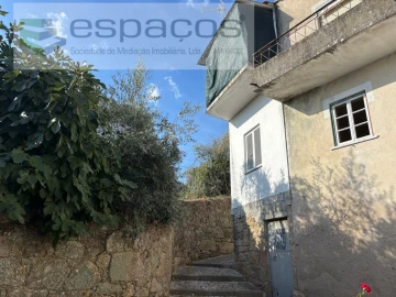 Moradia T1 para Venda em Vale de Prazeres e Mata da Rainha