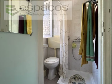 Moradia T1 para Venda em Vale de Prazeres e Mata da Rainha