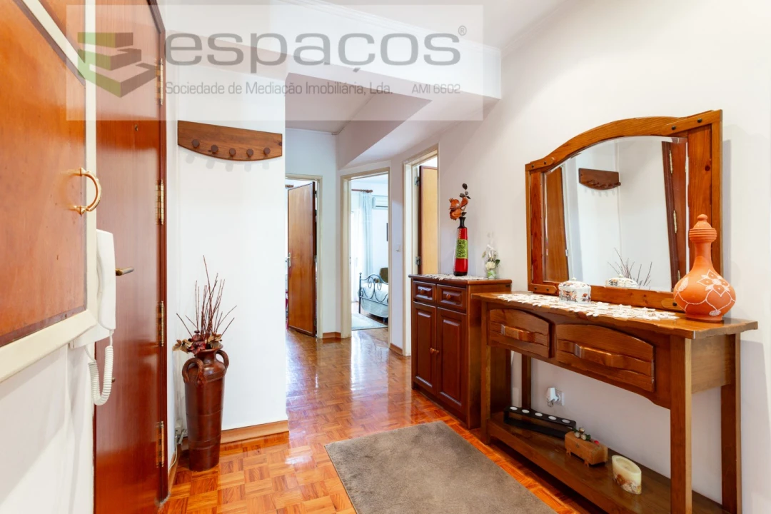 Apartamento T2 para Venda em Santa Iria de Azoia, São João da Talha e Bobadela Foto 5