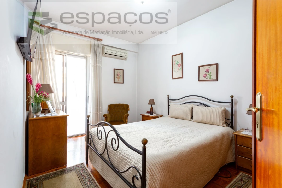 Apartamento T2 para Venda em Santa Iria de Azoia, São João da Talha e Bobadela Foto 14