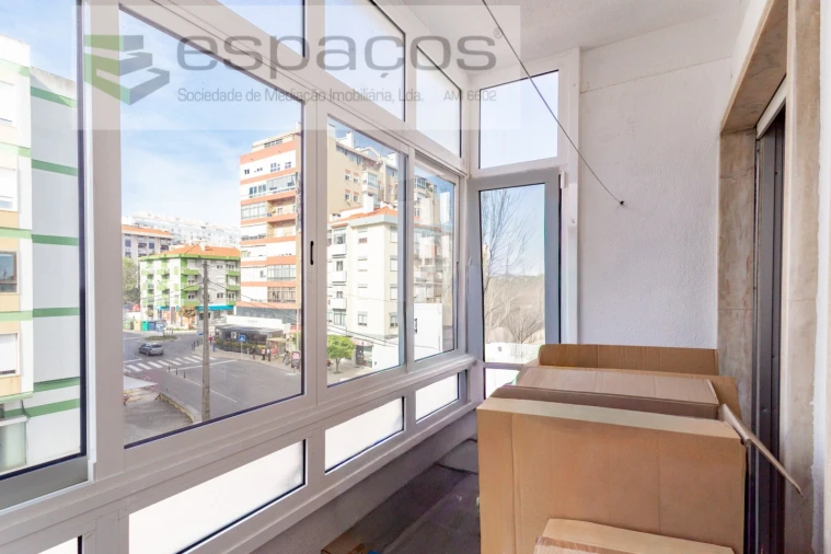 Apartamento T2 para Venda em Santa Iria de Azoia, São João da Talha e Bobadela Foto 18