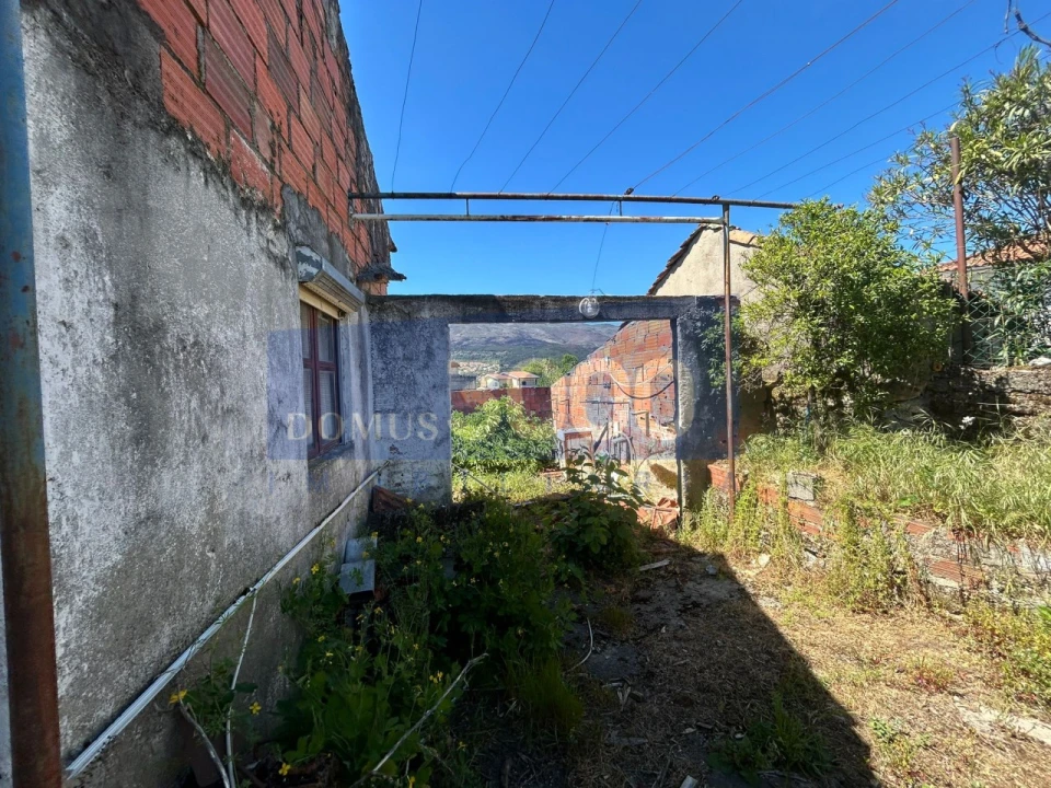 Moradia T3 para Venda em Adoufe e Vilarinho de Samardã Foto 7