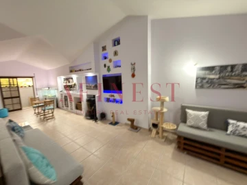 Apartamento T4 para Venda em Rio de Mouro