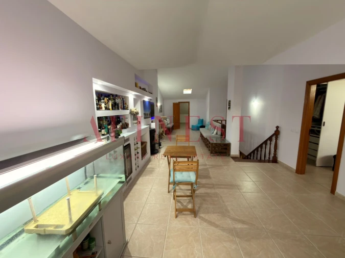 Apartamento T4 para Venda em Rio de Mouro Foto 19