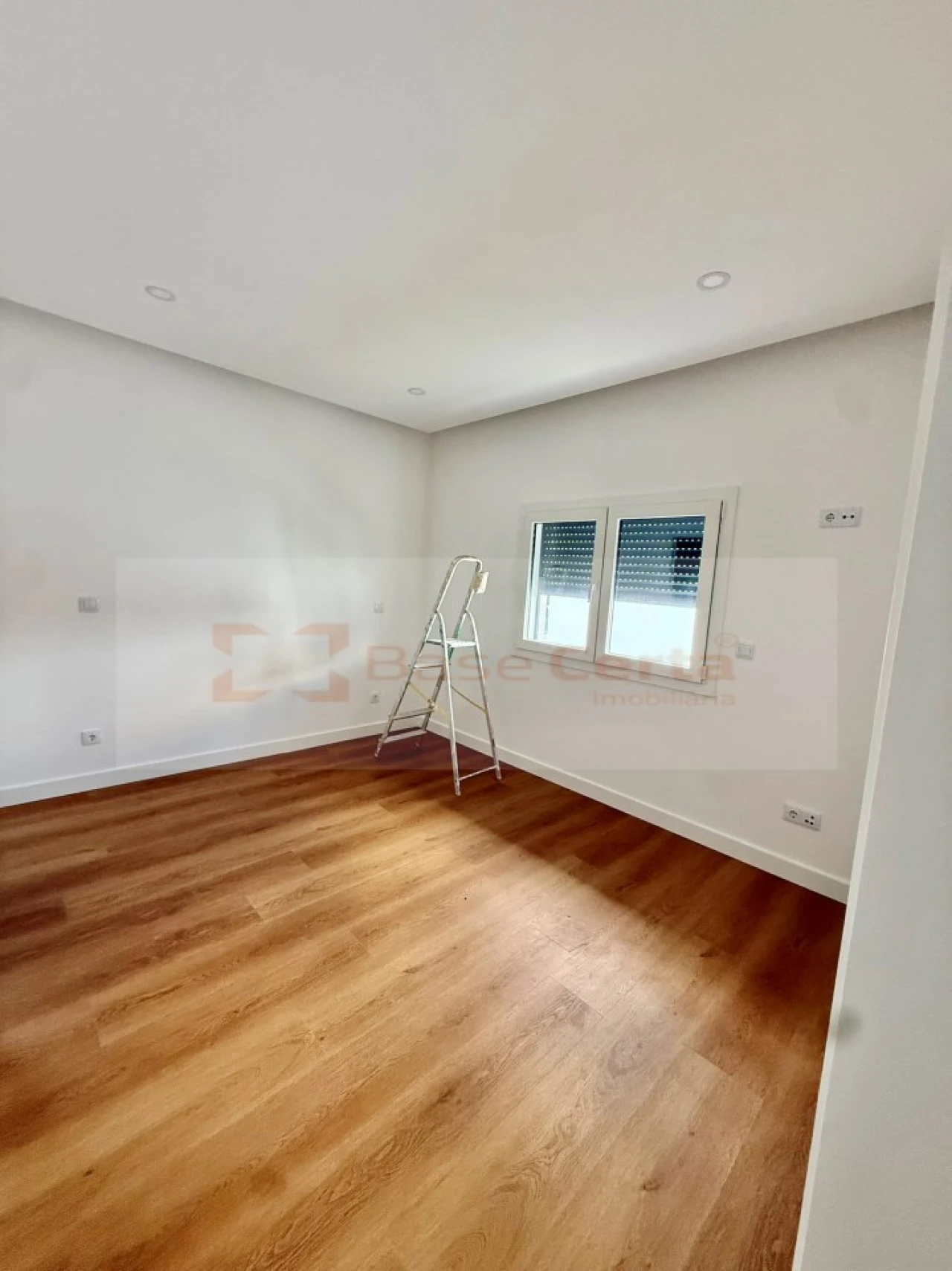 Moradia T4 para Venda em Santo Antão e São Julião do Tojal Foto 10