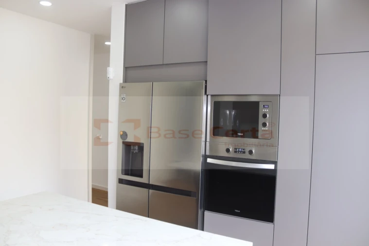 Moradia T5 para Venda em Santa Iria de Azoia, São João da Talha e Bobadela Foto 21