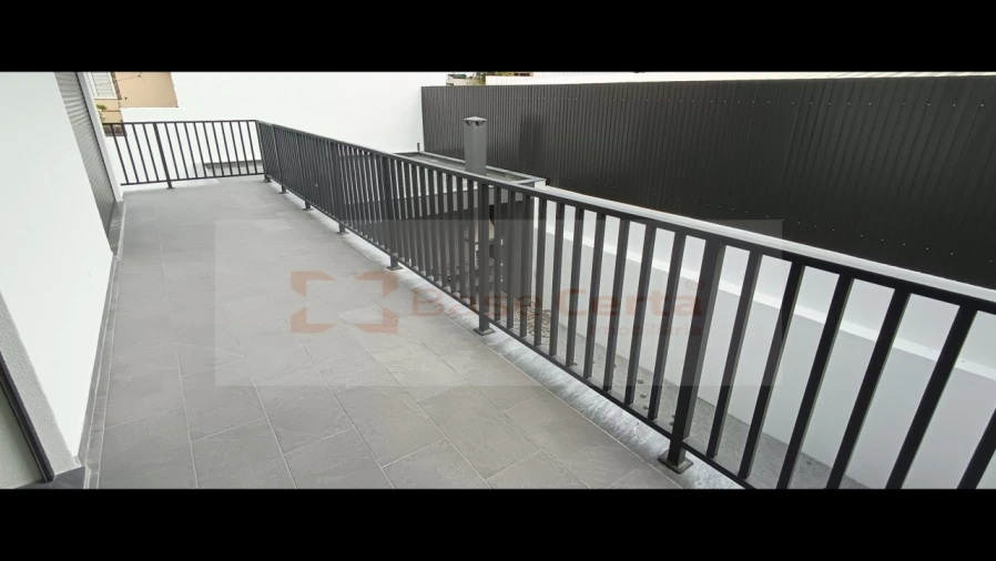 Moradia T5 para Venda em Santa Iria de Azoia, São João da Talha e Bobadela Foto 37