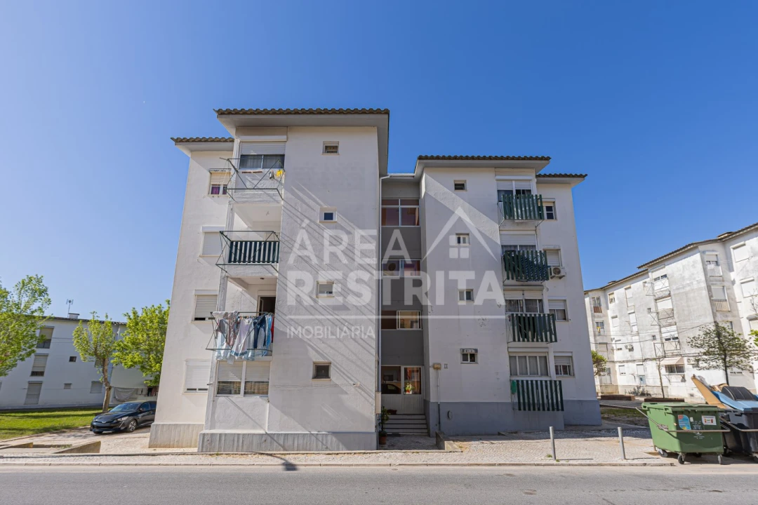 Apartamento T3 para Venda em Moita Foto 1