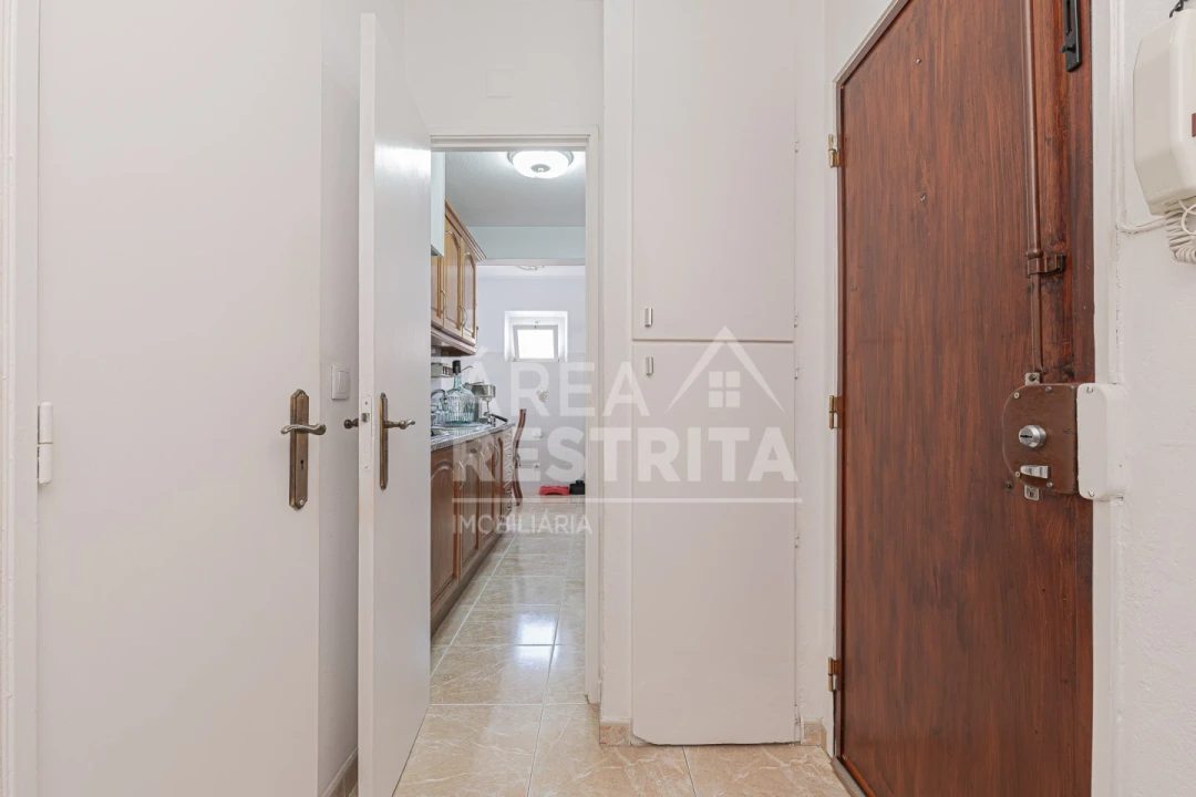 Apartamento T3 para Venda em Moita Foto 38