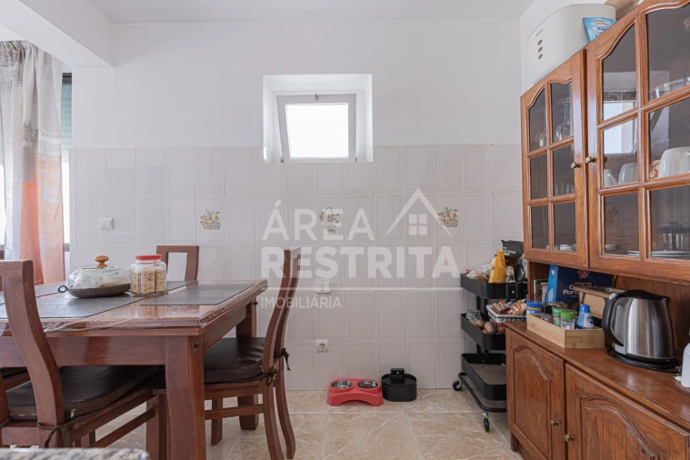 Apartamento T3 para Venda em Moita Foto 16