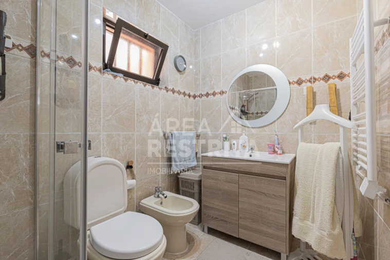 Apartamento T3 para Venda em Moita Foto 29