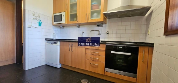 Moradia T5 para Venda em Campanhã