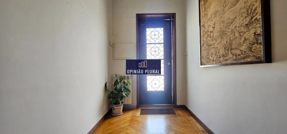 Moradia T5 para Venda em Campanhã