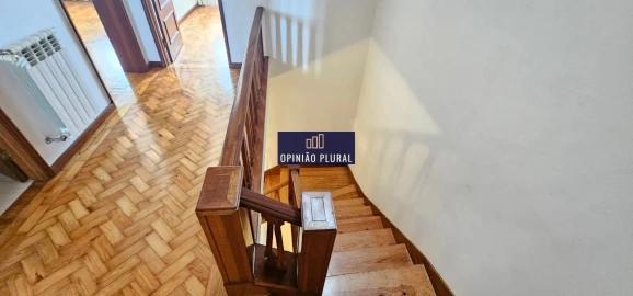 Moradia T5 para Venda em Campanhã