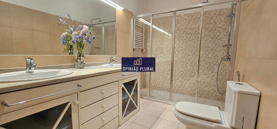 Moradia T5 para Venda em Campanhã Foto 22