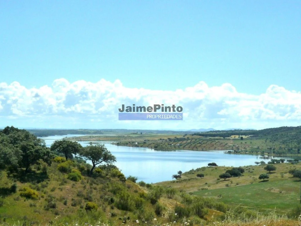 Terreno Misto para Venda em Amieira e Alqueva Foto 1