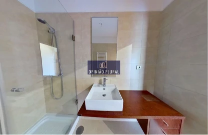 Apartamento T2 para Venda em São Felix da Marinha