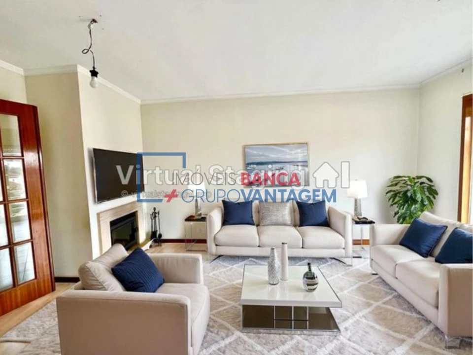 Apartamento T2 para Venda em Fânzeres e São Pedro da Cova Foto 2