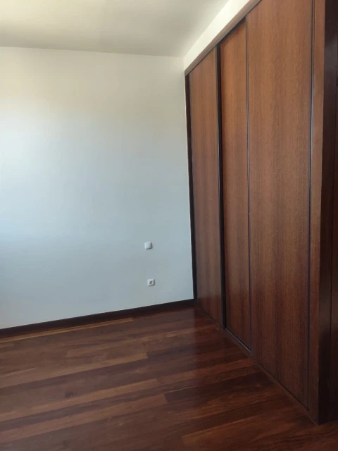 Moradia T2 para Arrendamento em Lordelo do Ouro e Massarelos