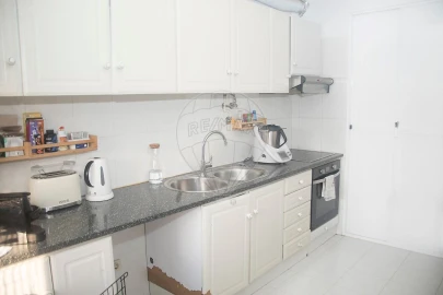 Apartamento T3 para Venda em Santo Antonio dos Olivais