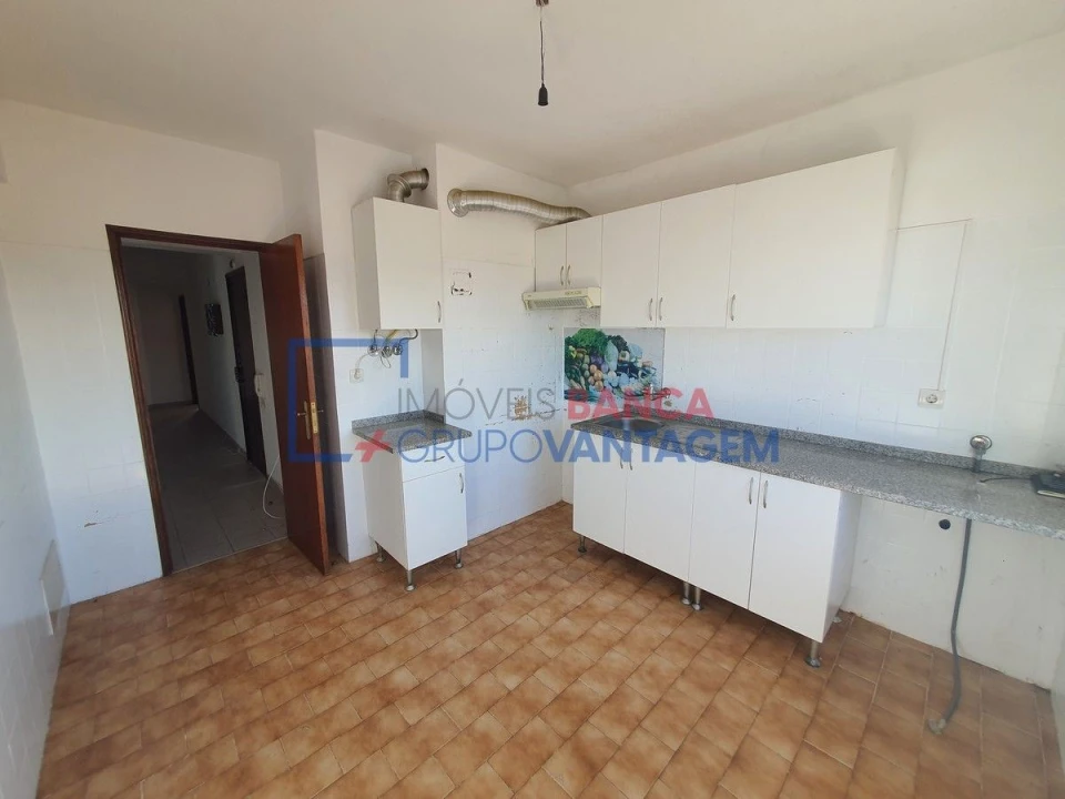 Apartamento T3 para Venda em Rio de Mouro Foto 7