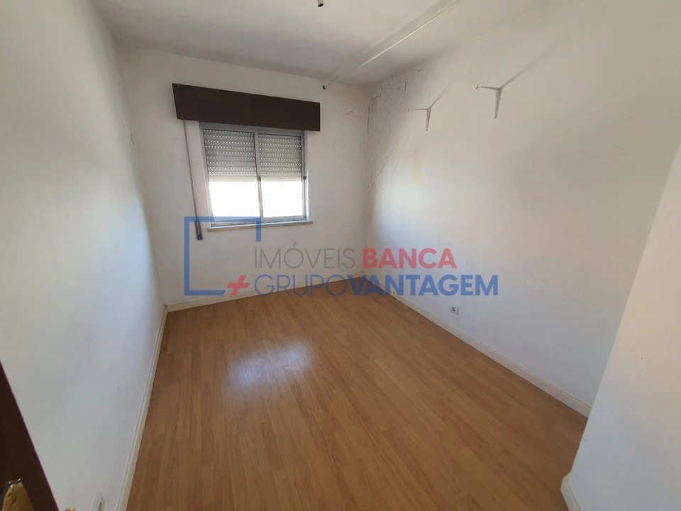 Apartamento T3 para Venda em Rio de Mouro Foto 15