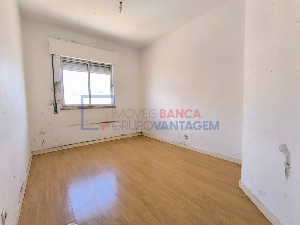 Apartamento T3 para Venda em Rio de Mouro Foto 21