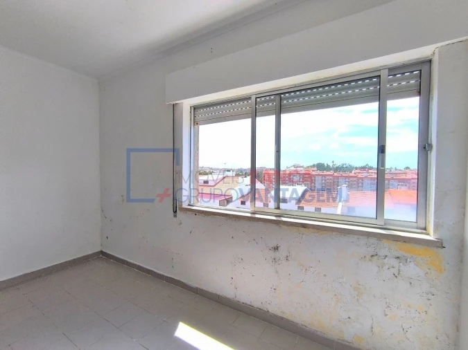 Apartamento T3 para Venda em Rio de Mouro Foto 8