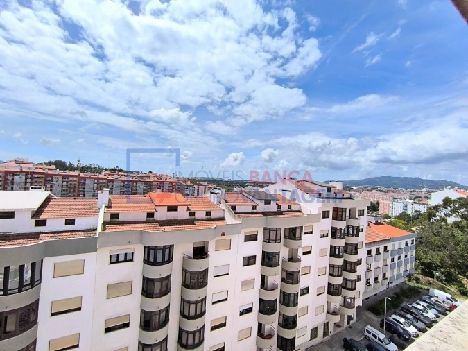 Apartamento T3 para Venda em Rio de Mouro Foto 9