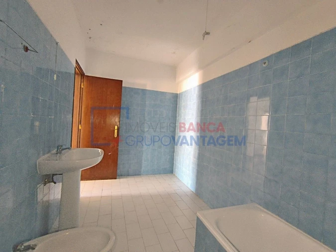 Apartamento T3 para Venda em Rio de Mouro Foto 17