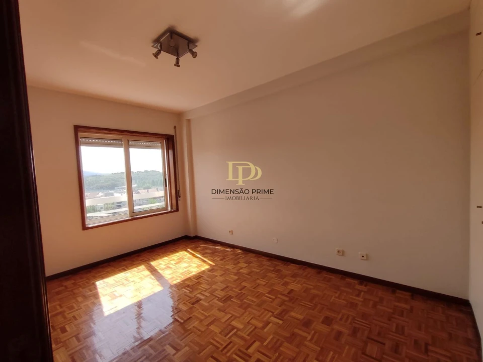 Apartamento T2 para Arrendamento em Aguas Santas Foto 6