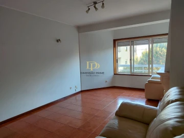 Apartamento T2 para Arrendamento em Aguas Santas
