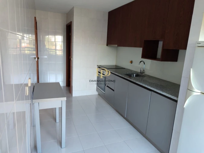 Apartamento T2 para Arrendamento em Aguas Santas Foto 18