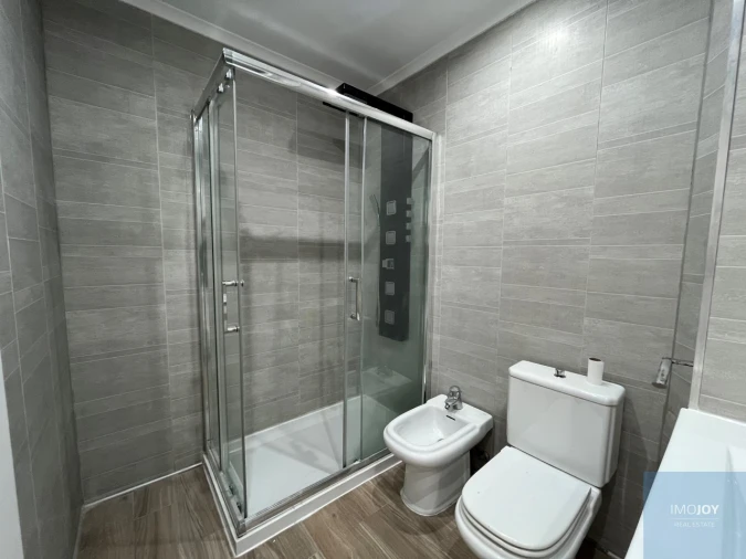 Apartamento T2 para Venda em Carnide Foto 27