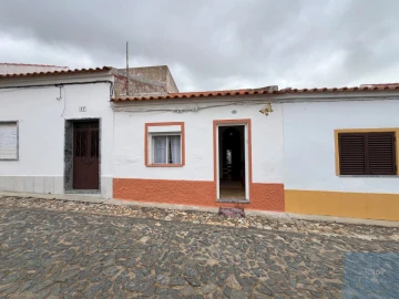 Moradia T3 para Venda em Baleizão